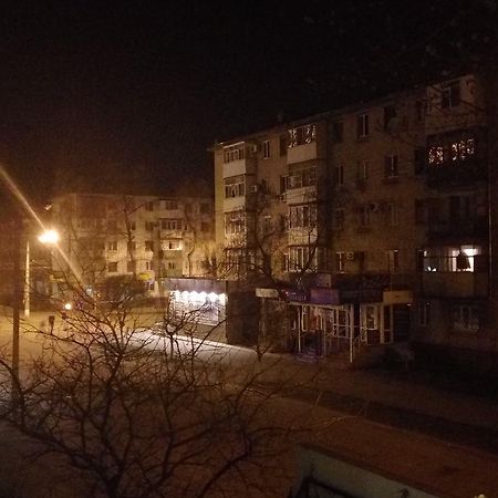 Затишна Квартирка Aparthotel Krementjuk Exteriör bild