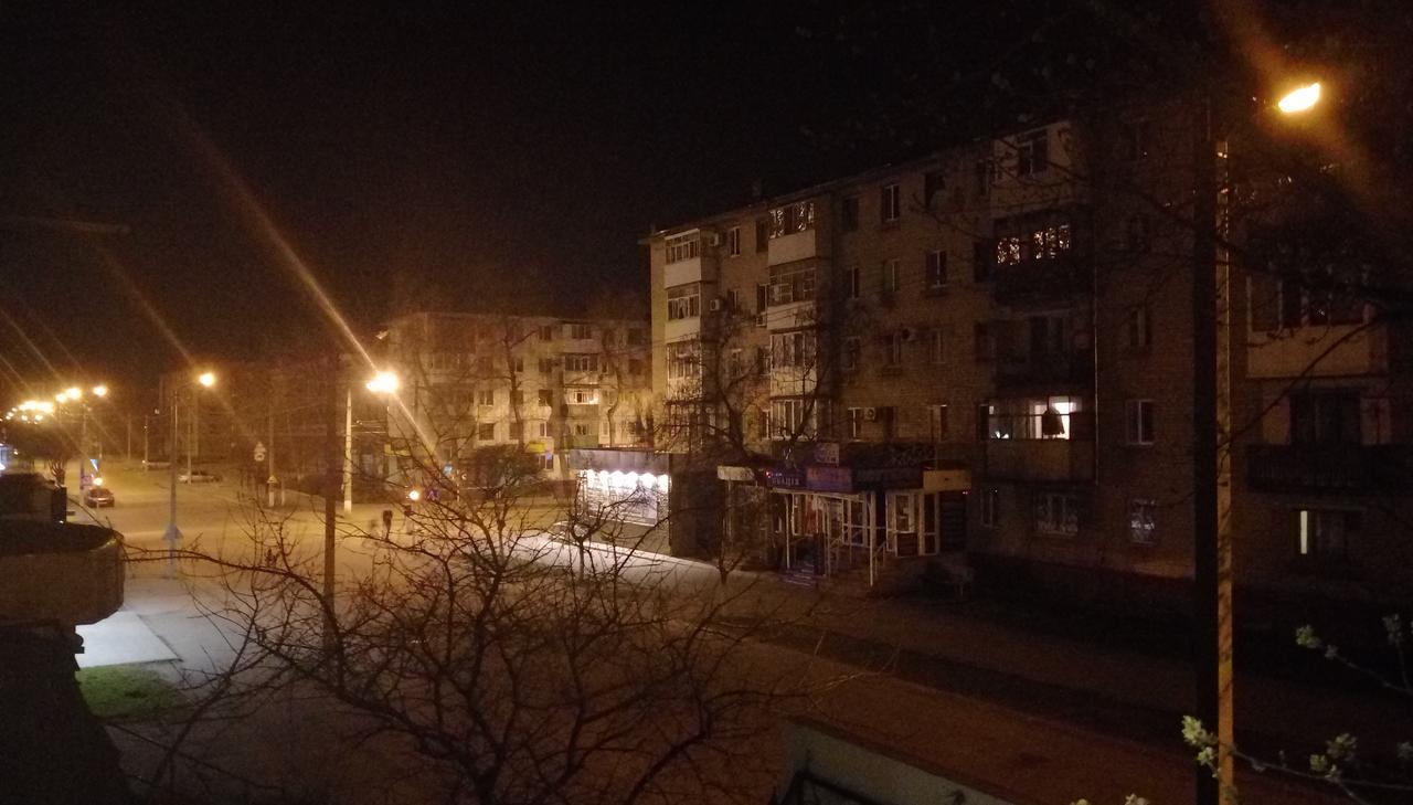 Затишна Квартирка Aparthotel Krementjuk Exteriör bild